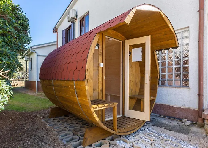 Cozy In With Sauna Appartement